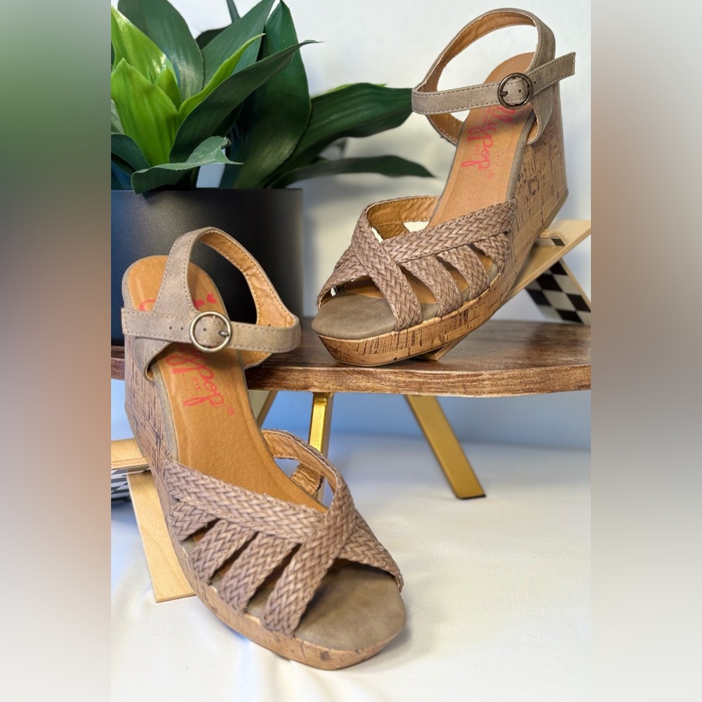 Jellypop Taupe Braided Wedge Sandals - Sz 8